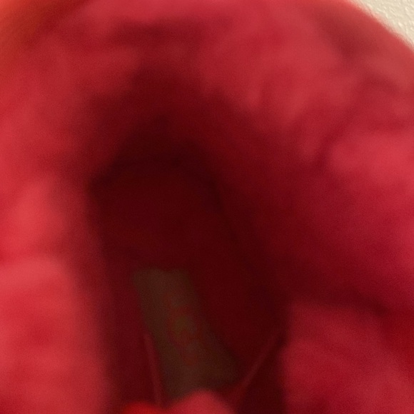 Uggs - Picture 3 of 5